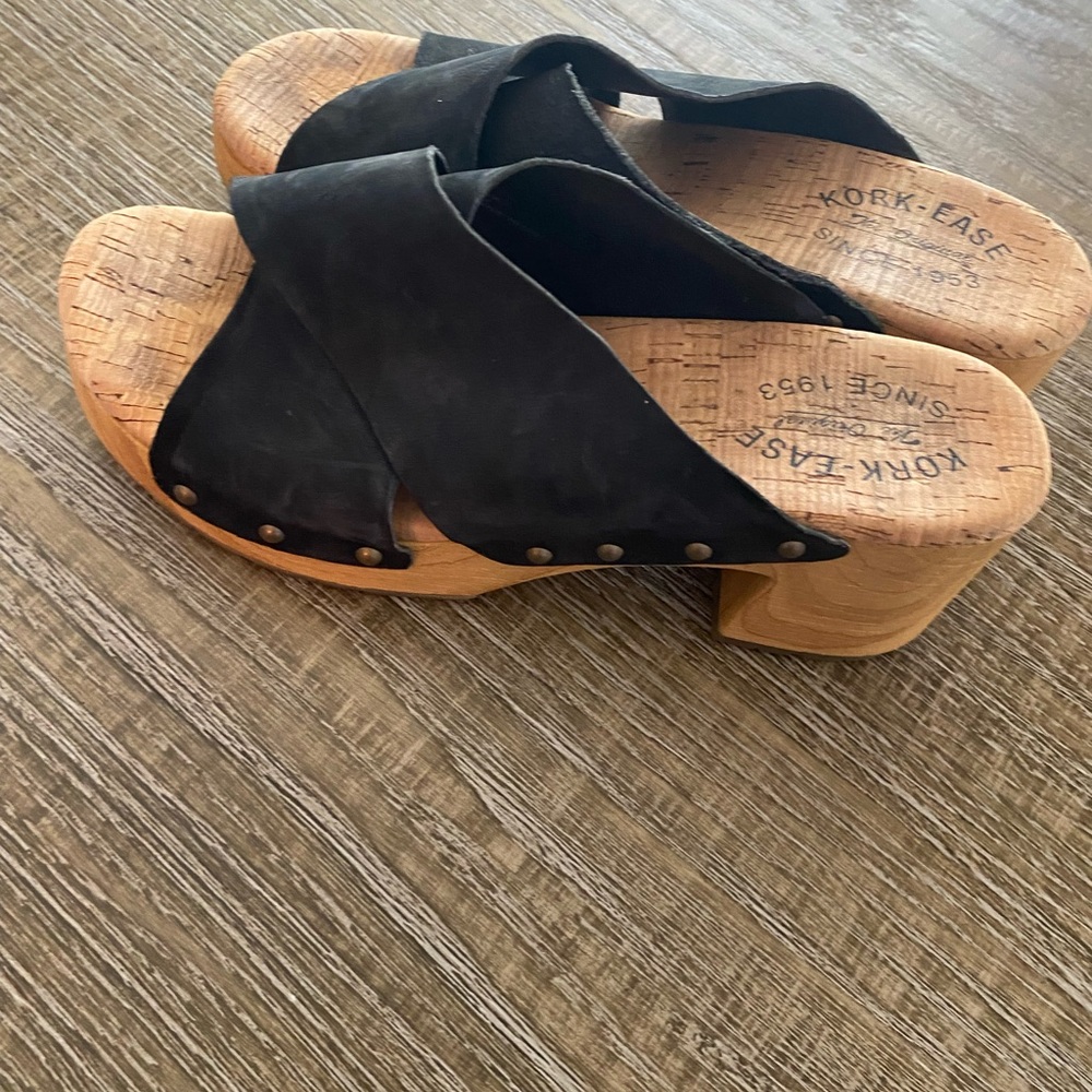 Kork-Ease Black Mules with Comfort Contour